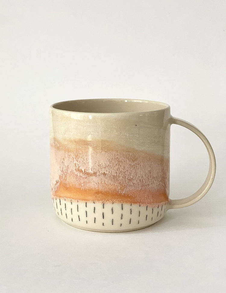Tasse à Cappuccino en céramique - Pêche. Vendue chez Tah-dah !