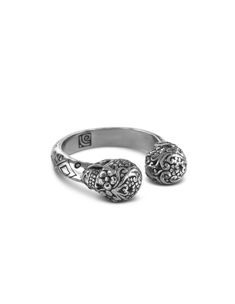 Bague en bronze jour de la mort mexicain. Vendue chez Tah-dah !
