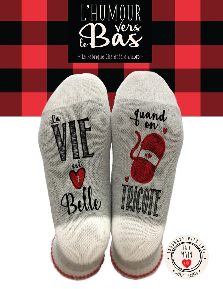 Bas de laine, bas de lecture humoristiques - La vie est + belle quand on tricote. Vendus chez Tah-dah !