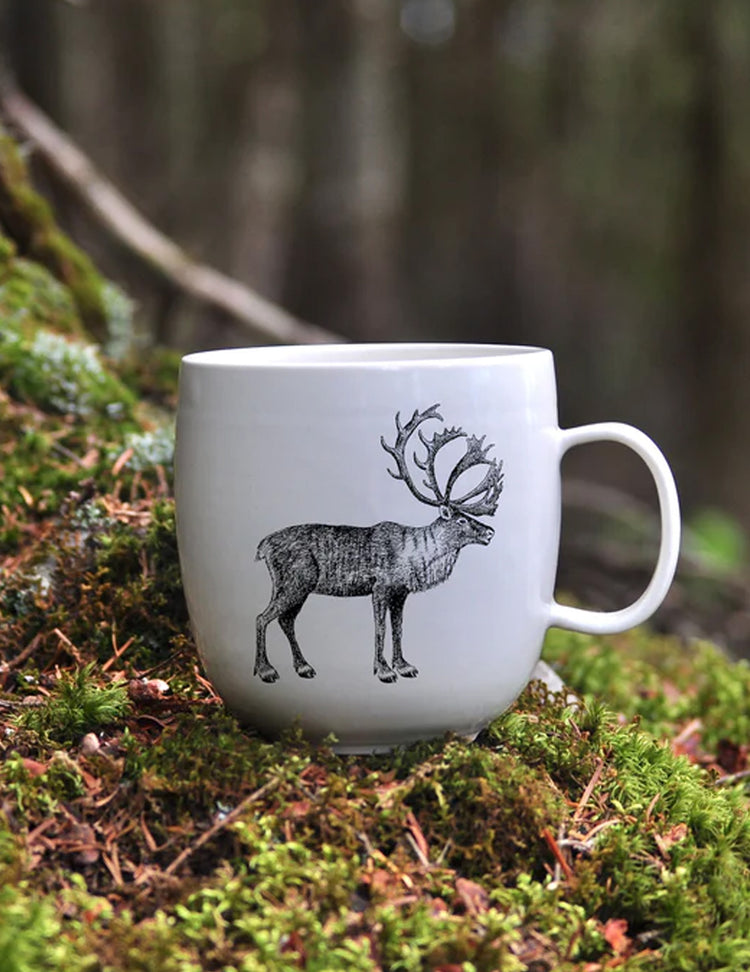 Tasse en porcelaine - le Caribou. Vendue chez Tah-dah !