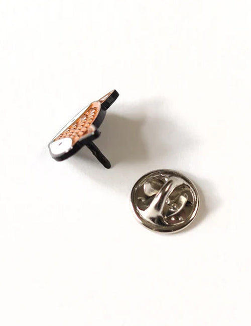 Épinglette en émail qui plaira au premier coup d'œil ! Renard. Vendue chez Tah-dah !