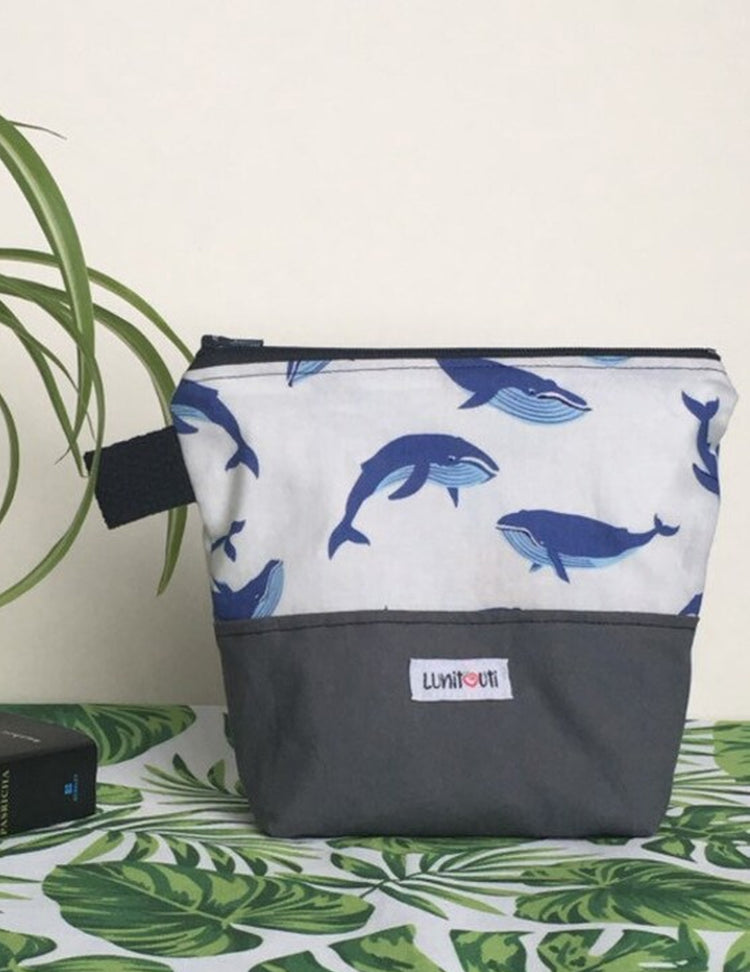 Sac à collation avec baleine. Vendu chez Tah-dah !