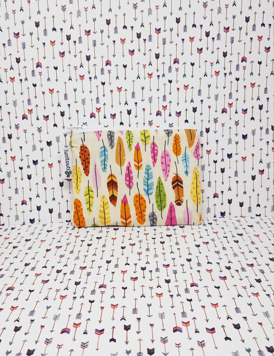 Sac à collations plumes. Vendu chez Tah-dah ! 