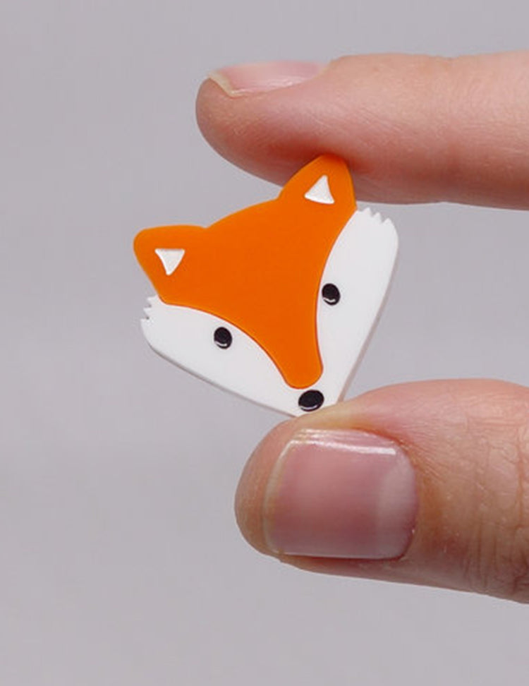 Épinglette / Pin renard. Vendue chez Tah-dah ! 