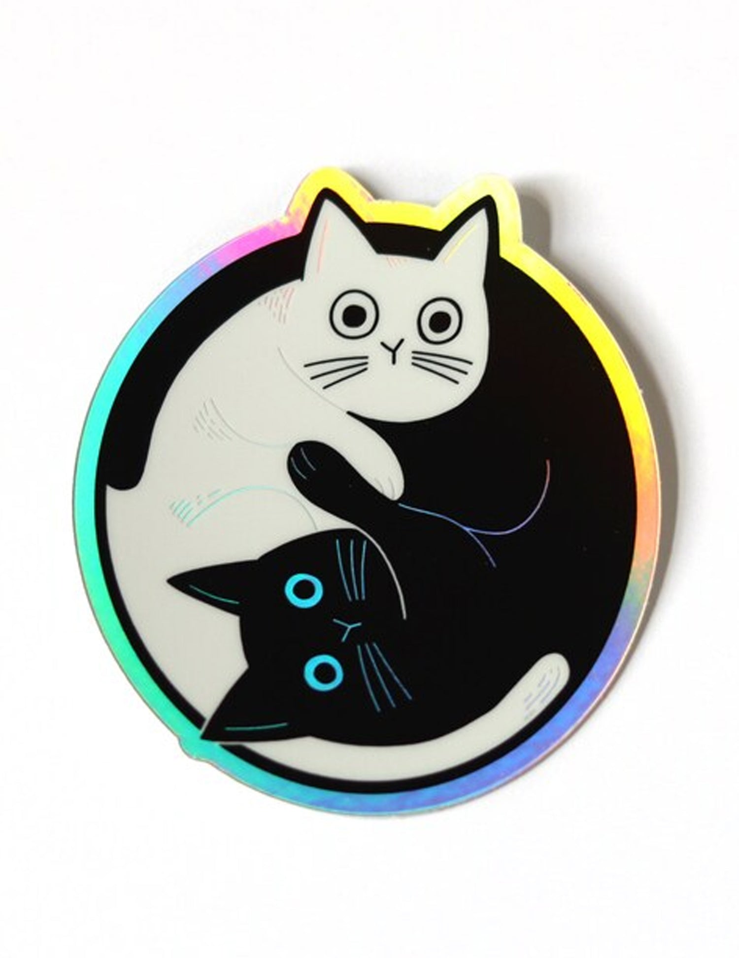 Des aimants et des autocollants pour tous les goûts ! Chat yin et yang holographique. Vendus chez Tah-dah !  