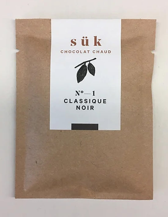 Chocolat chaud au classique noir. Vendu chez Tah-dah! 