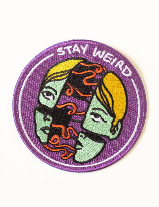 Patch brodé - Stay weird