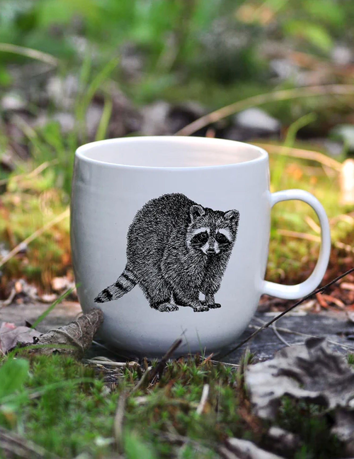 Tasse en porcelaine - Raton laveur. Vendue chez Tah-dah ! 