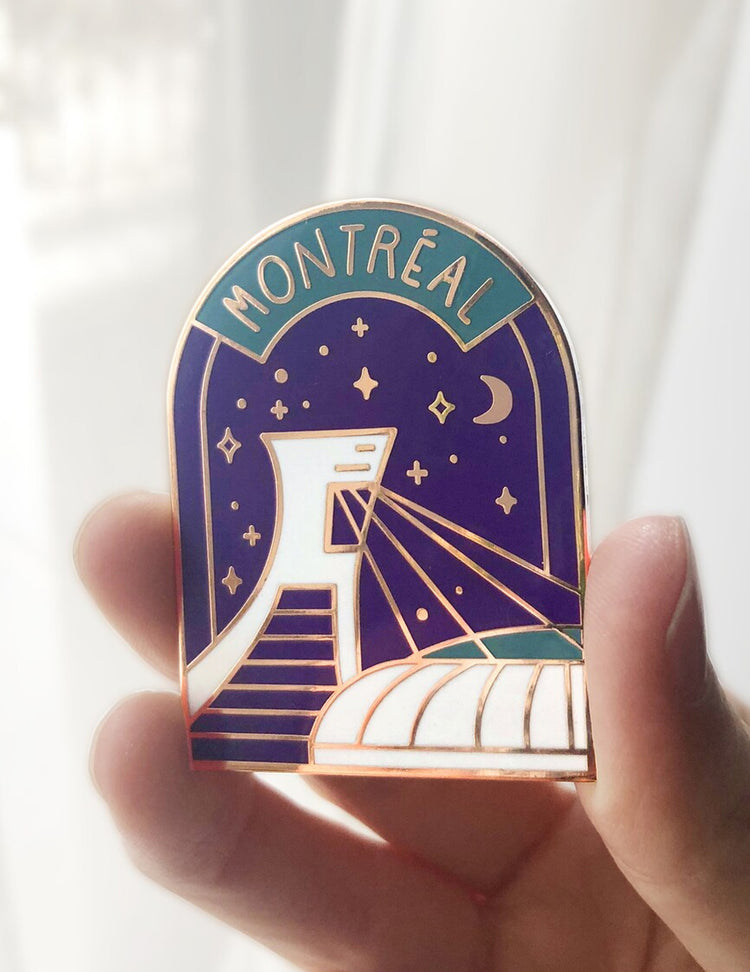 Épinglette - Montréal, Stade Olympique. Vendue chez Tah-dah ! 