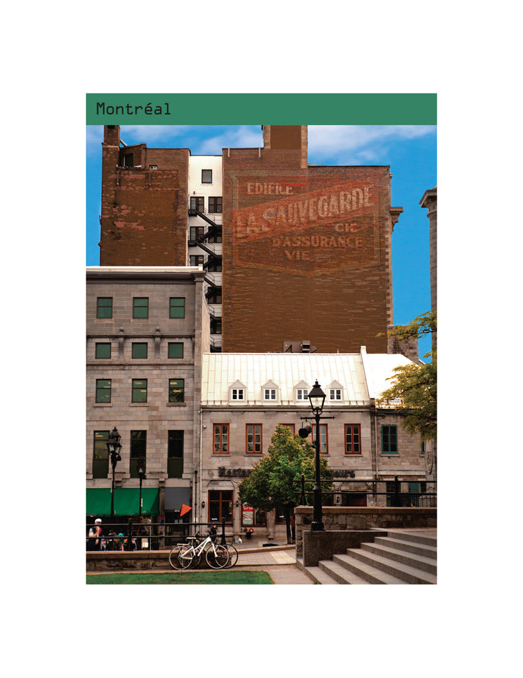 Carte postale vieux Montréal. Vendue chez Tah-dah !  