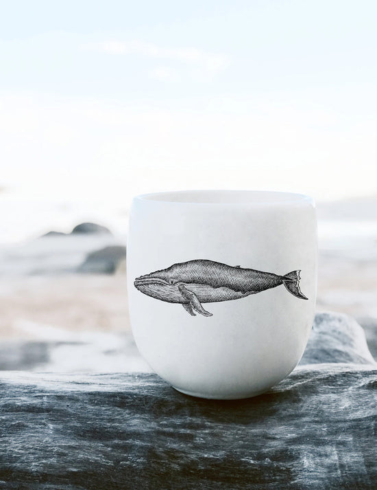 Gobelet en porcelaine - la Baleine à Bosse
