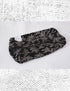 Super bandeau pour toutes les occasions.  Petite fleurs blanches. Vendu chez Tah-dah ! 